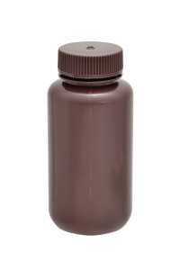 Pudele no tumšas plastmasas, ar platu kaklu, HDPE